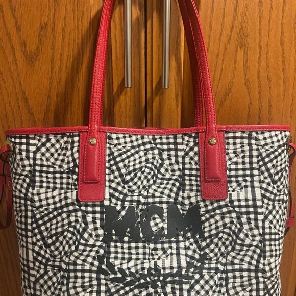 MCM Reversible tote including pouch - Picture 10 of 10